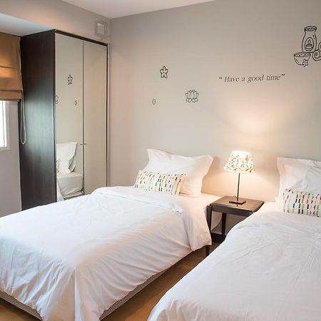 Ostello Bed & Body Bangkok Esterno foto